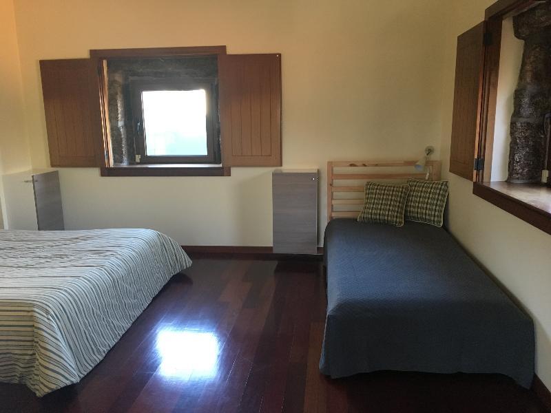 Bergui Guesthouse - Гимарайнш Экстерьер фото